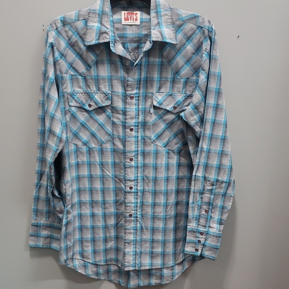 Levi's Vintage Men's Blue and Gray Snap Front/Pockets Plaid Shirt, Medium - Picture 1 of 6